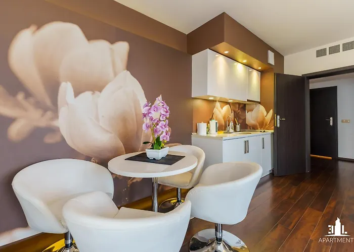 Apartment 3l Kosciuszki 16 *